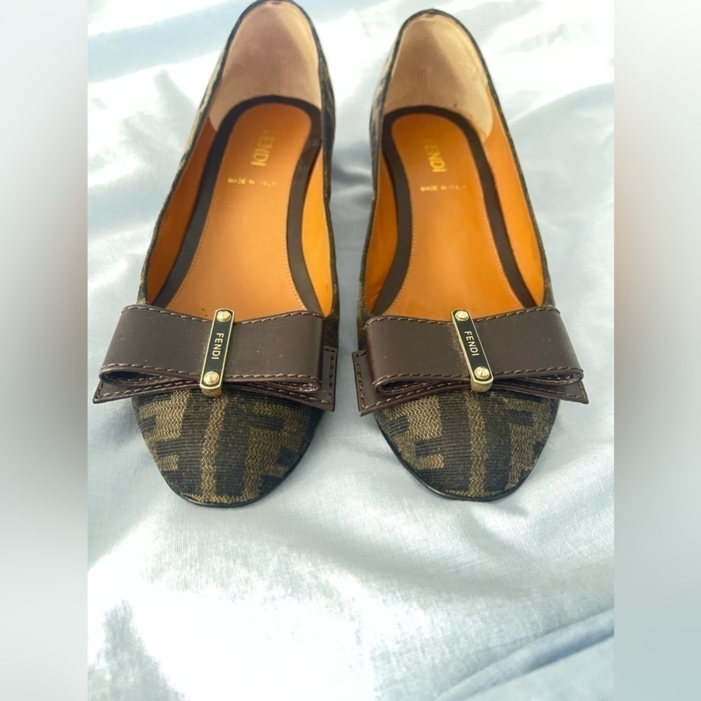 Real FENDI zucca wedges in size 35 brown bow - Picture 4 of 14